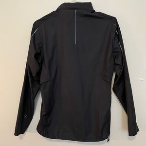 Lululemon hooded wind breaker